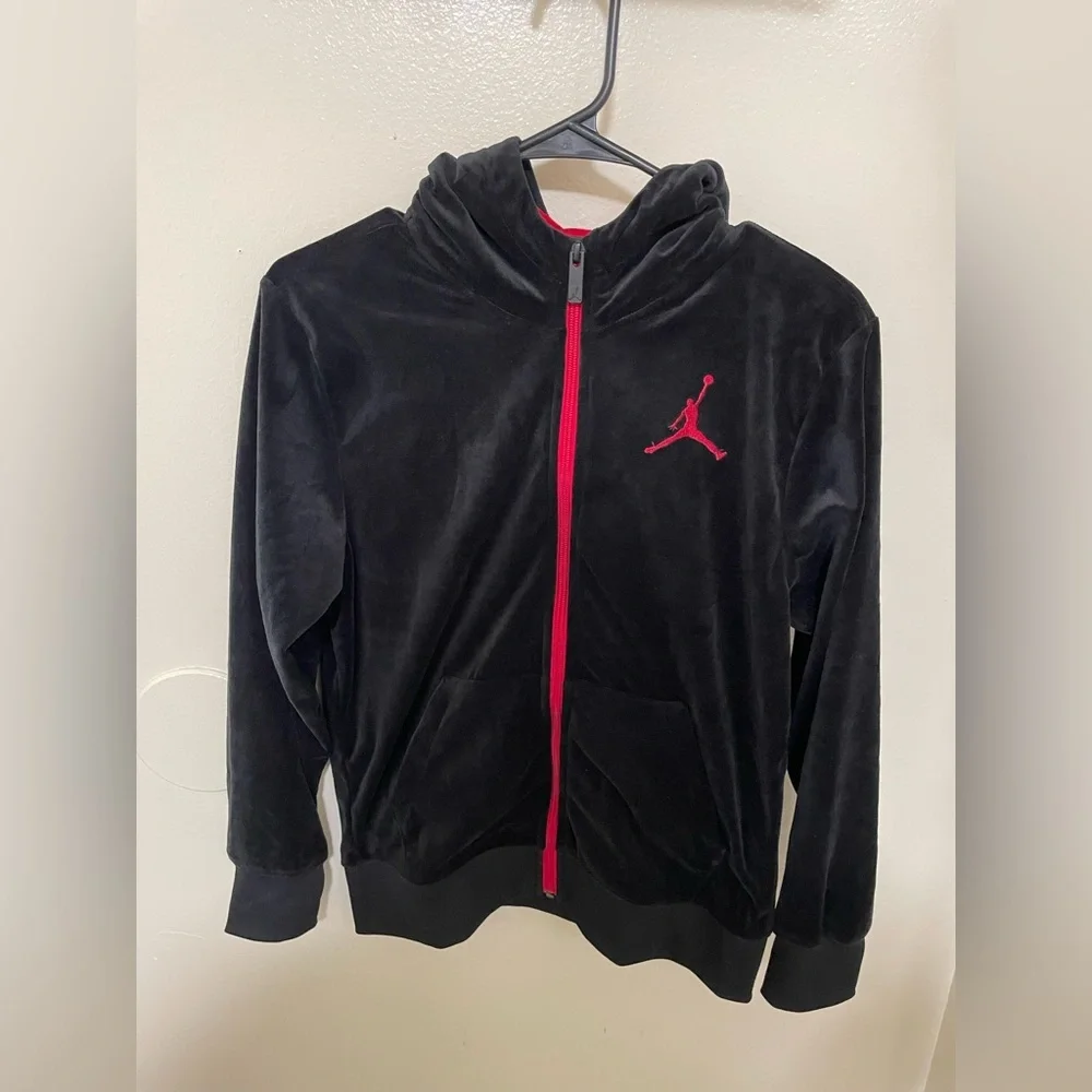 ✨Boys Nike Jordan Suede Jacket Size Large